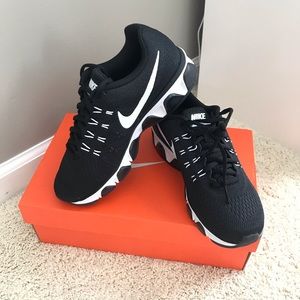 Nike air max tailwind 8 black / size 7- New